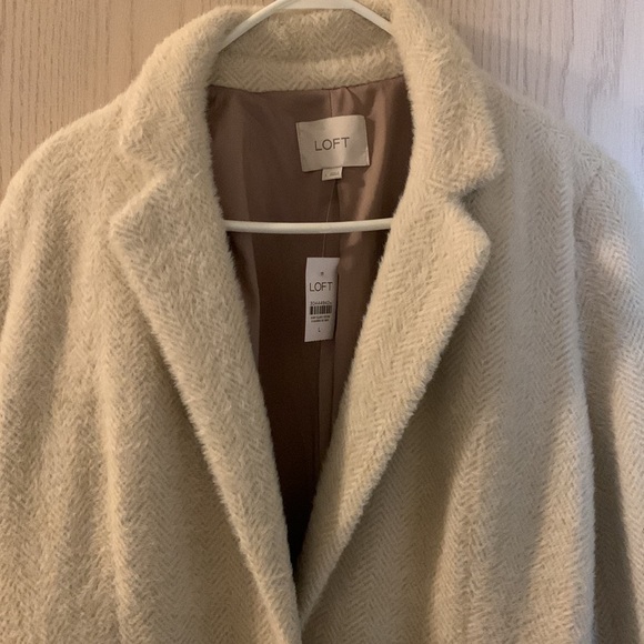 New LOFT ivory overcoat size Large. - Picture 2 of 4